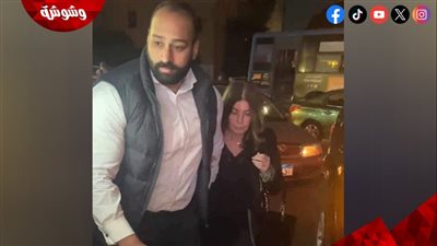 بالصور.. ميرفت أمين تقدم واجب العزاء في الراحل مصطفى فهمي