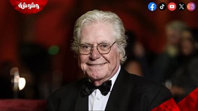افتتاح مهرجان القاهرة السينمائي الدولي.. حسين فهمي يؤكد التضامن مع فلسطين ولبنان‎