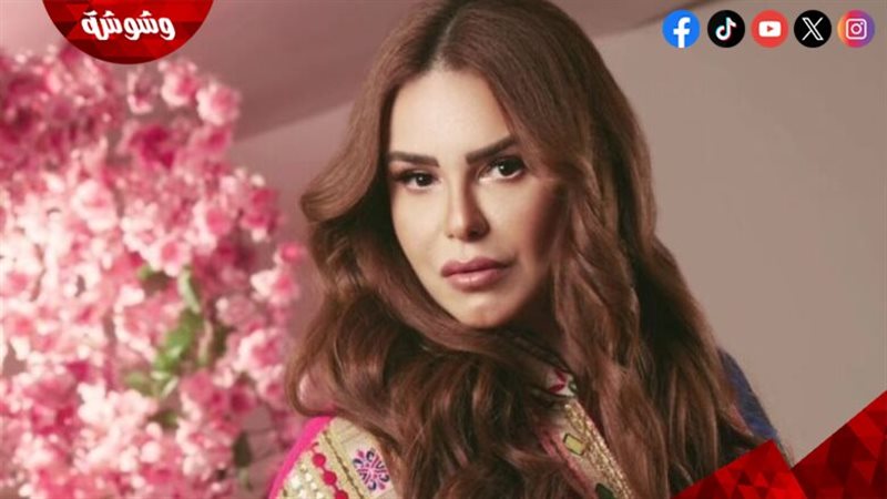 دنيا عبد العزيز
