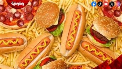 لن تغفو منها.. إياك وتناول الوجبات السريعة قبل النوم 
