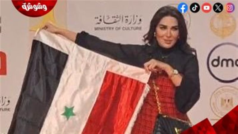 سارة نخلة 
