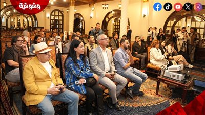 عرض تجارب بيئية في ندوة 