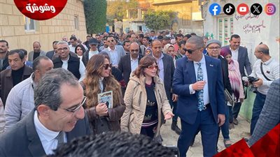 من ضمنهم إلهام شاهين.. نجوم الفن في معرض الخزف والحرف اليدوية بالفيوم