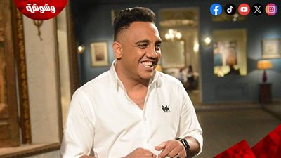 أوس أوس يهنئ زينة أشرف عبد الباقي بنجاح فيلم 