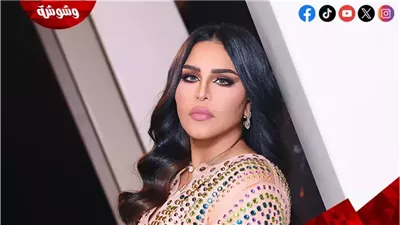 بفستان مُرصّع بالألماس.. أحلام تتغنى بحب الوطن: حصنتك باسم الله