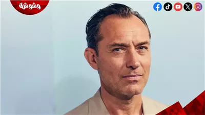 بالصور.. جود لو يروج لمسلسله الجديد بهذه الطريقة