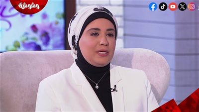 نادية عمارة توضح حكم أخذ المصاحف من الحرم المكي الشريف