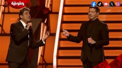 مايكل بوبليه ووائل كفوري يشعلان Joy awards  بدويتو مميز