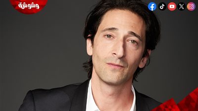 هجوم شرس على الفيلم الجديد لـ أدريان برودي ومخرجه لهذا السبب