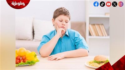 دراسة تؤكد: تناول العشاء في وقت متأخر لا يُصيب الأطفال بالسمنة!