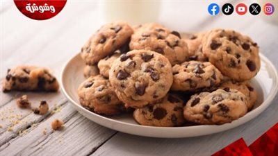 لذيذة وسهلة.. طريقة عمل كوكيز الفانيليا والشوكولاتة 