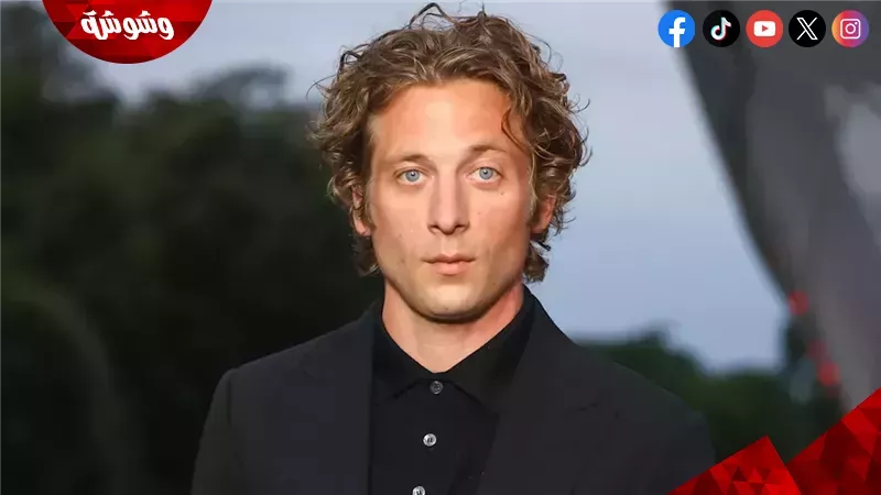 جيرمي ألن وايت بطل