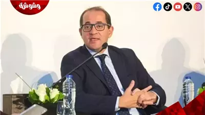 لماذا ألغت الجمارك إعفاء هواتف المسافرين؟.. نائب وزير المالية يوضح