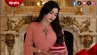 احتفالًا بعيد ميلادها.. هيفاء وهبي تتأنّق بإطلالة محتشمة وجذابة