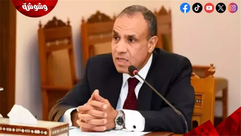 الدكتور بدر عبد العاطي