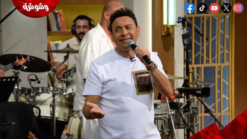 مصطفى قمر