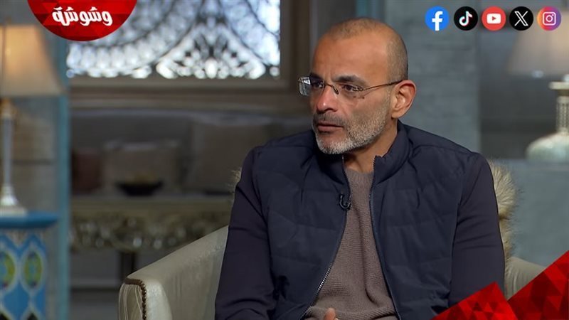 أيمن بهجت قمر