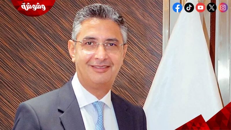 الدكتور شريف فاروق