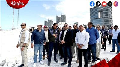وزير الإسكان يتفقد كمبوند 