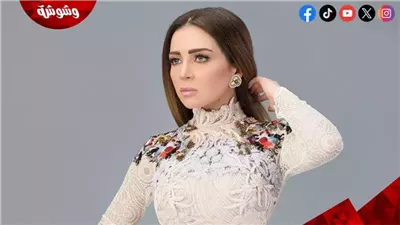 تفاصيل عودة مي عز الدين للسوشيال ميديا 