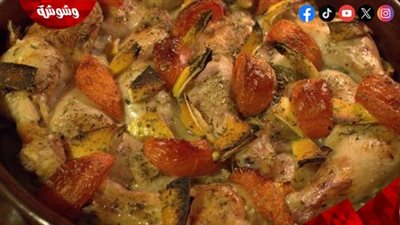 سهلة ولذيذة.. طريقة عمل صينية وراك الدجاج بالبطاطس في الفرن