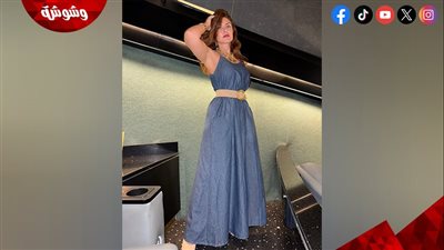 بإطلالة أنيقة.. هيدي كرم تشارك جمهورها أحدث صورها