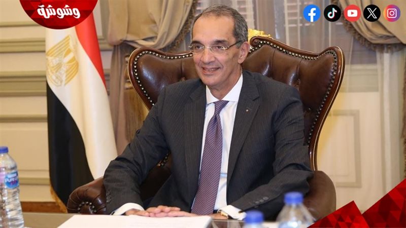 عمرو طلعت وزير الاتصالات