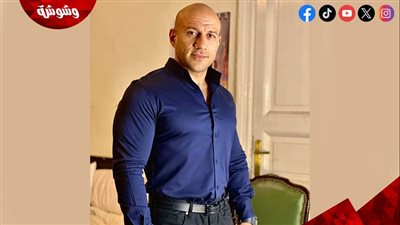 أحمد مكي… حكاية “الكبير” الذي اختار أن يكبر حقًّا!