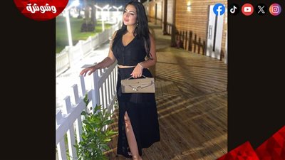 دنيا المصري تتألق بإطلالة جريئة باللون الأسود 