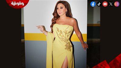 إليسا بإطلالة ساحرة في حفل زفاف نجل إيلي صعب