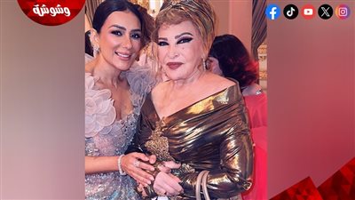 متحف أزياء صفية العمري يُبهر الحضور في جدة ويعيد إحياء شخصياتها الخالدة