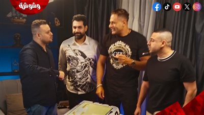 محمد نور يحتفل بطرح ألبوم 