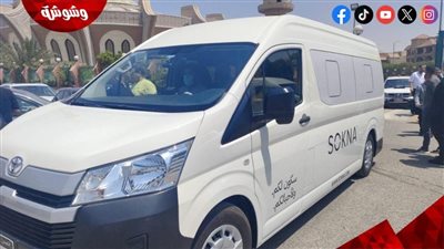 وصول جثمان الفنان سيد صادق إلى مسجد الشرطة بالشيخ زايد لأداء صلاة الجنازة