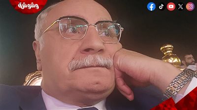 عزت زين لـ”وشوشة”: فكري يحسم أزماته بـ”البتر”… ويعيش صراع القلب والمهنة في “220 يوم”