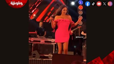 إليسا تتألق في حفل الساحل الشمالي.. وموقف مفاجئ على المسرح‎ 
