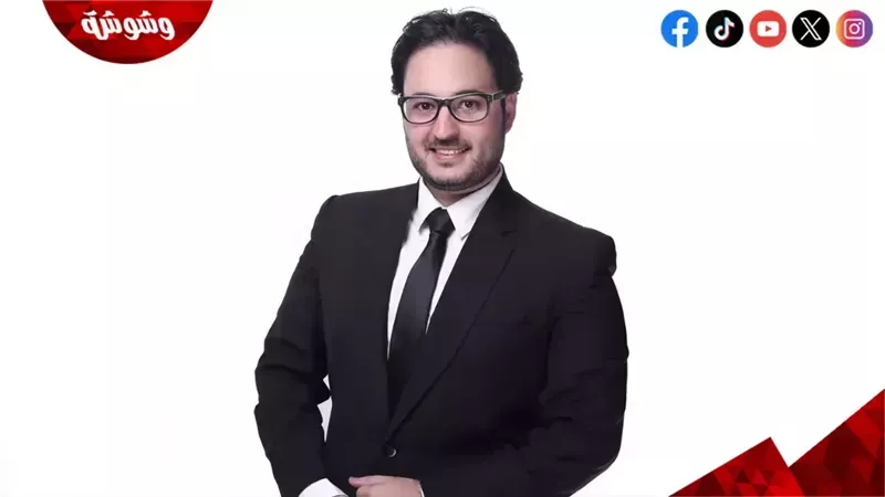 الناقد الفني علي