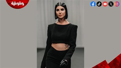 كعارضة أزياء.. زينة مكي تختتم أسبوع الموضة في دبي