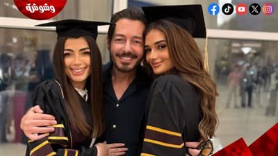أحمد زاهر يهنئ ملك وليلى على التخرج: شرفتوني