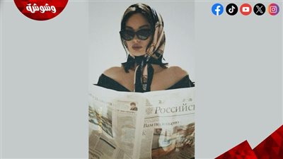 السكارف.. أيقونة الأناقة من الكلاسيكية إلى العصرية