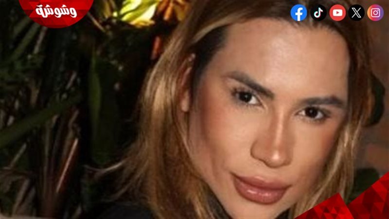 مؤثر الموضة جونيور
