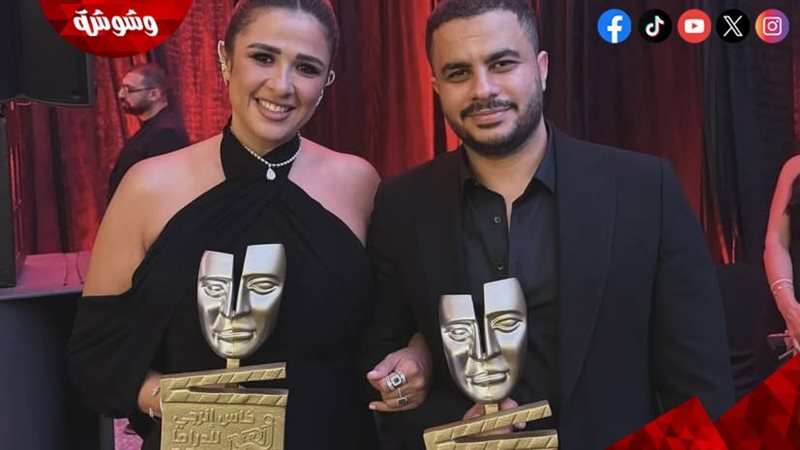 ياسمين عبد العزيز