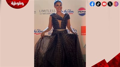 بإطلالة نقوش جلد التمساح..  بسمة تخطف الأنظار في افتتاح مهرجان الجونة السينمائي