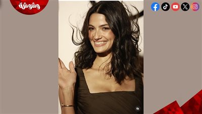 إطلالة ساحرة باللون البني.. تارا عماد تتوّج نفسها ملكة أناقة الجونة