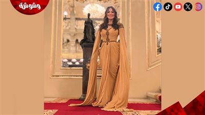 نيرمين الفقي تشعل الأضواء بإطلالتها الذهبية الراقية في قصر عابدين