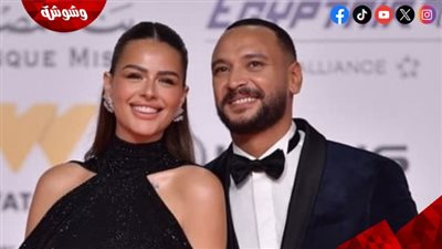 أحمد خالد صالح وهنادي مهنا يشعلان السجادة الحمراء بالقاهرة السينمائي