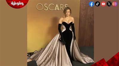 إطلالة أسطورية… جينيفر لوبيز تعيد سحر هوليوود في Governors Awards