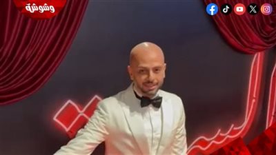 أحمد مراد أول الحضور في العرض الخاص لفيلم 