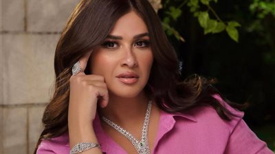 شيرين رضا تحارب ياسمين عبد العزيز في 