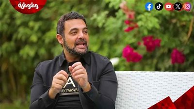 عمرو محمود ياسين يشيد بموقف أحمد السقا في دعم محمد صلاح 