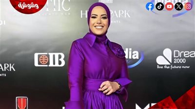 آيه عبدالرحمن تخطف الأضواء بأناقتها في حفل 